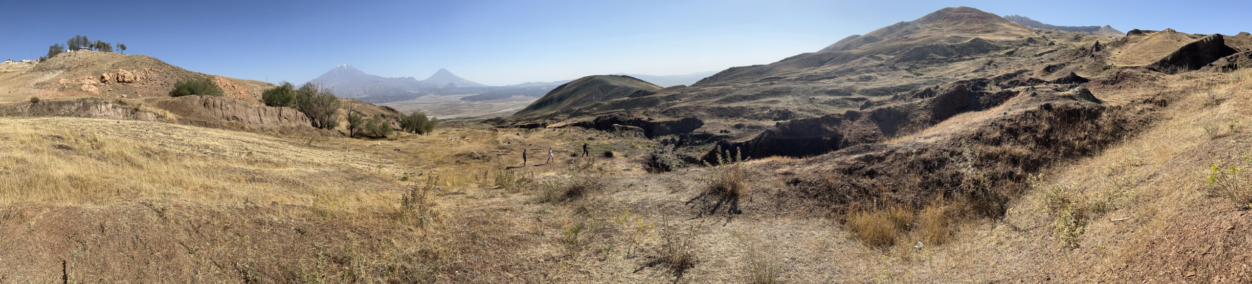 Panoramic view showing Üzengili, the Durupinar visitor center, Mount Ararat, and the Durupinar formation